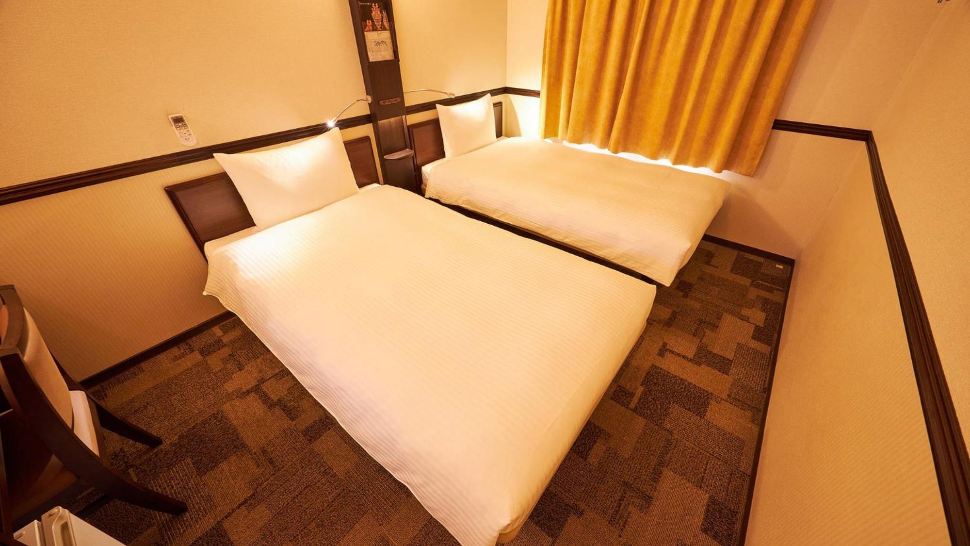 Toyoko Inn Tsu Eki Nishi Guchi Zimmer foto